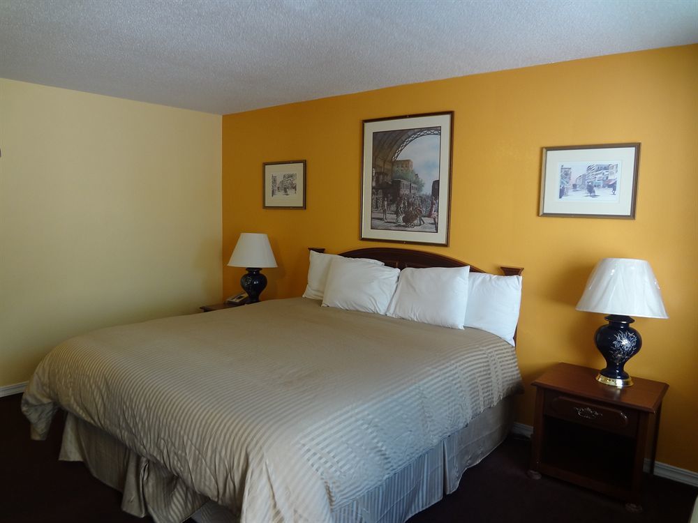 Budget Inn Of America Медфорд Экстерьер фото