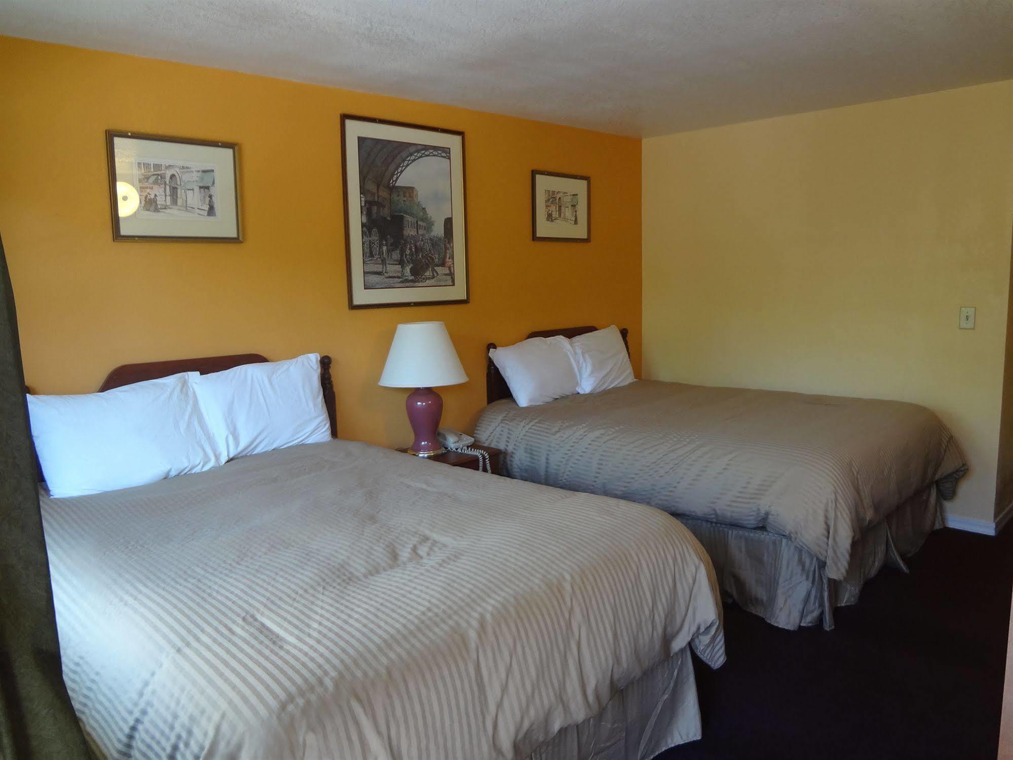 Budget Inn Of America Медфорд Экстерьер фото