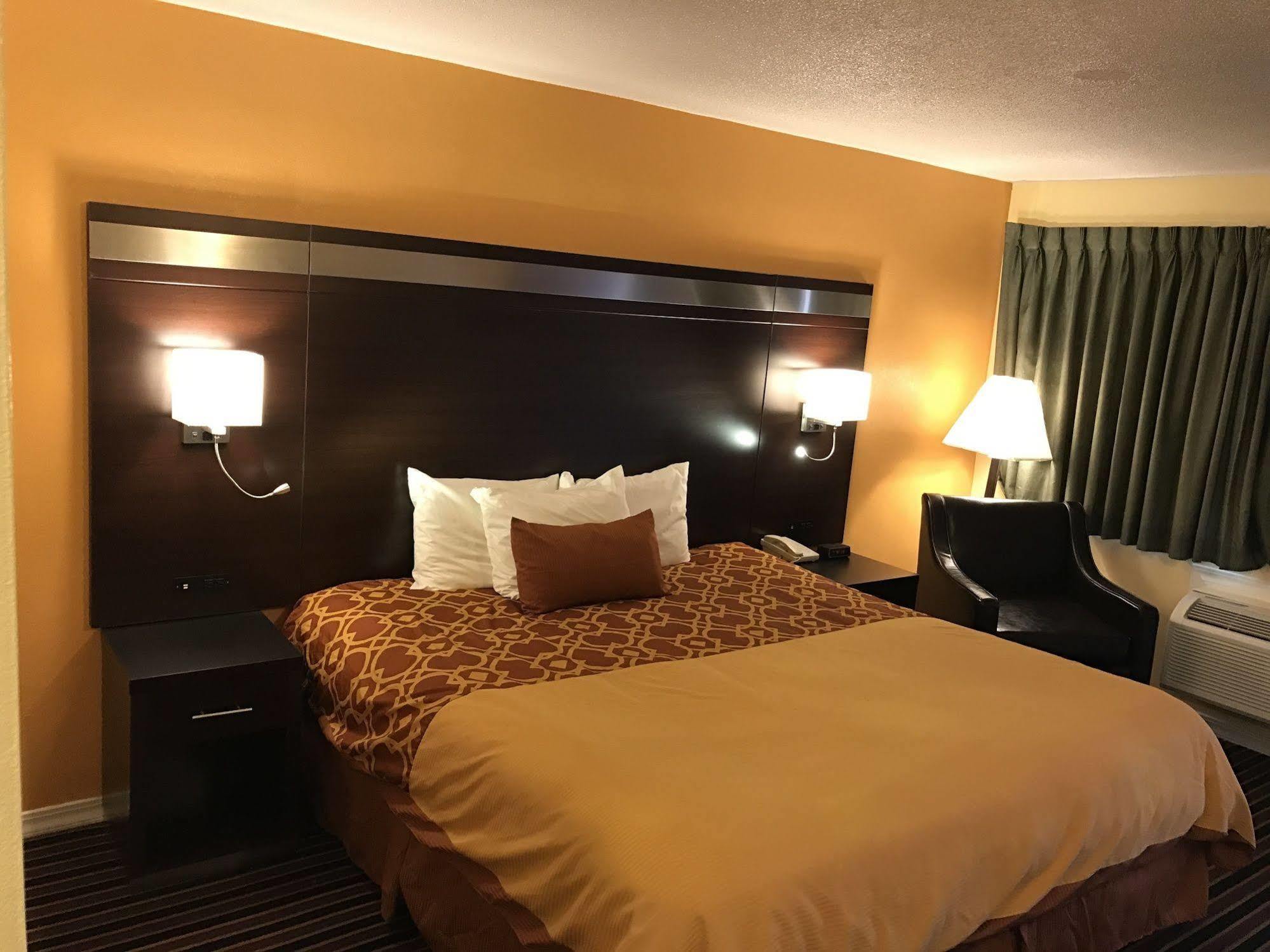 Budget Inn Of America Медфорд Экстерьер фото